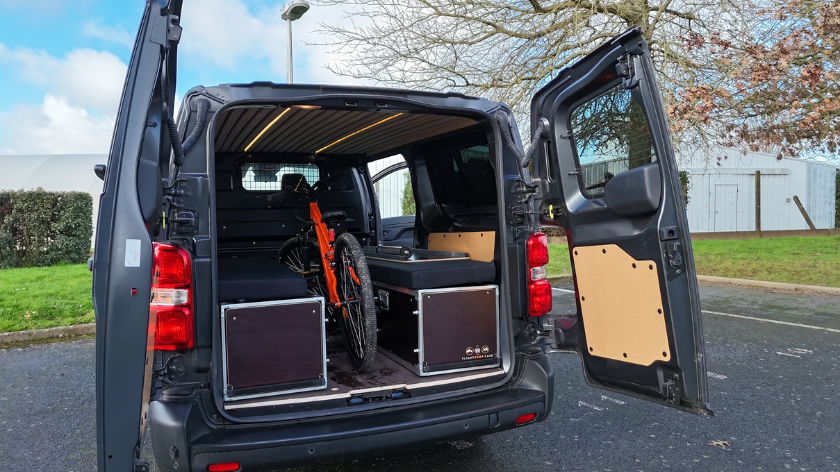 aménagement sur peugeot expert passage vtt